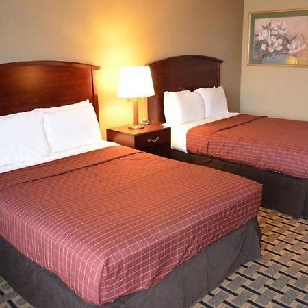 Shorecrest Motor Inn Detroit Dış mekan fotoğraf